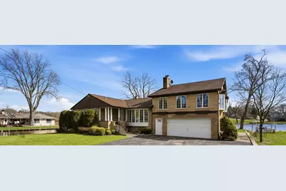 8622 Bayport Lane, Cary, IL 60013 - Photo 1