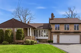 8622 Bayport Ln, Cary, IL 60013 - Photo 2