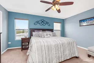 8105 Aaron Ln, Joliet, IL 60431 - Photo 12