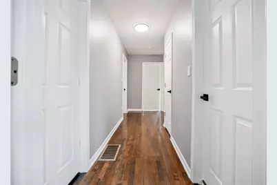 553 N Leamington Avenue, Chicago, IL 60644 - Photo 16