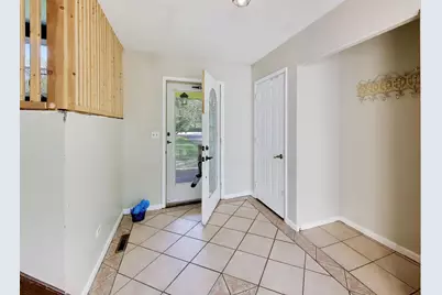 9505 Elm Lane, Crystal Lake, IL 60014 - Photo 4