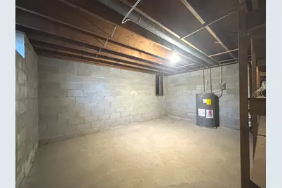 210 S Small Avenue, Kankakee, IL 60901 - Photo 40