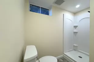 210 S Small Ave, Kankakee, IL 60901 - Photo 38