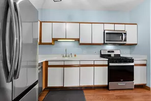 10121 Cambridge Ct, Mokena, IL 60448 - Photo 10