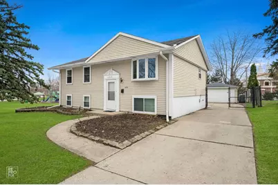 1013 Sunnydale Boulevard, Streamwood, IL 60107 - Photo 1