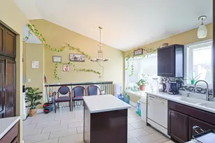 520 Calgary Way, Belvidere, IL 61008 - Photo 8