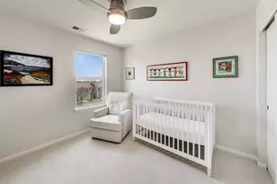 3275 Coral Ln, Glenview, IL 60026 - Photo 18