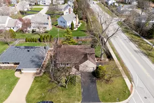 121 N Glendale Ave, Barrington, IL 60010 - Photo 32