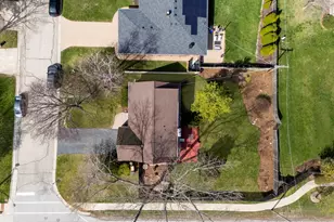 121 N Glendale Ave, Barrington, IL 60010 - Photo 34