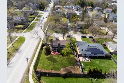 121 N Glendale Avenue, Barrington, IL 60010 - Photo 36