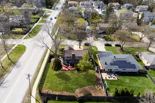 121 N Glendale Ave, Barrington, IL 60010 - Photo 36