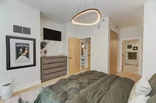 160 E Illinois St, Chicago, IL 60611 - Photo 18