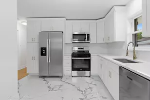 9817 Washington Ave, Oak Lawn, IL 60453 - Photo 6