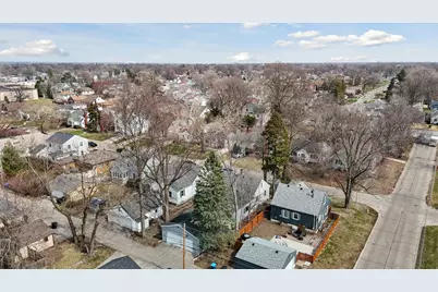 2052 37th Street, Rock Island, IL 61201 - Photo 22