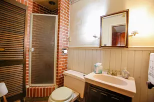 422 N Hennepin Ave, Dixon, IL 61021 - Photo 8