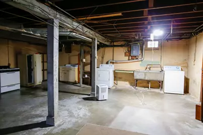 422 N Hennepin Avenue, Dixon, IL 61021 - Photo 26