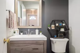 9909 N Huber Ln, Niles, IL 60714 - Photo 20