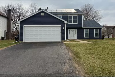 39 Dennison Drive, Glendale Heights, IL 60139 - Photo 1