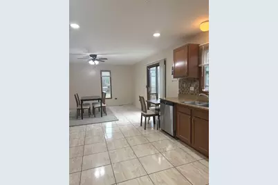 39 Dennison Drive, Glendale Heights, IL 60139 - Photo 10