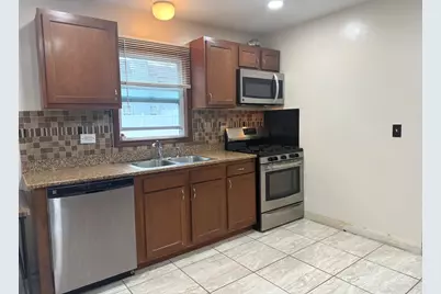 39 Dennison Drive, Glendale Heights, IL 60139 - Photo 8