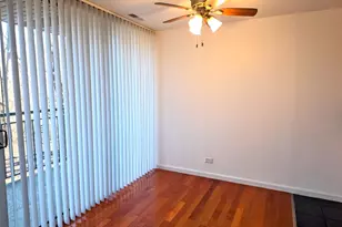 5950 Oakwood Dr, Lisle, IL 60532 - Photo 6