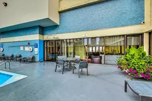 100 E Walton St, Chicago, IL 60611 - Photo 52