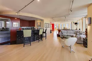 100 E Walton St, Chicago, IL 60611 - Photo 22