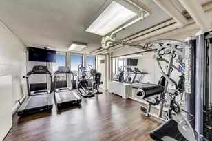 100 E Walton St, Chicago, IL 60611 - Photo 46