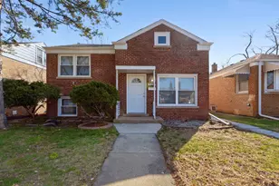 519 Bellwood Ave, Bellwood, IL 60104 - Photo 1