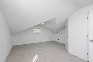 519 Bellwood Ave, Bellwood, IL 60104 - Photo 14