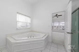 1110 Oakhill Dr, Aurora, IL 60502 - Photo 20