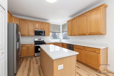 1110 Oakhill Drive, Aurora, IL 60502 - Photo 12