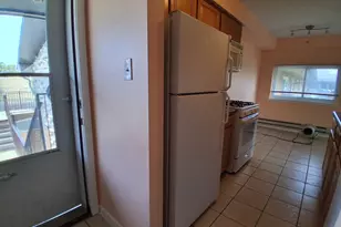 1845 White Chapel Dr, Mount Prospect, IL 60056 - Photo 2