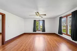 104 E Allen St, Allerton, IL 61810 - Photo 6