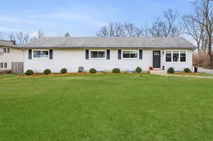 6213 Leonard Ave, Downers Grove, IL 60516 - Photo 1