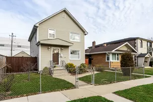 4117 Prairie Ave, Schiller Park, IL 60176 - Photo 2