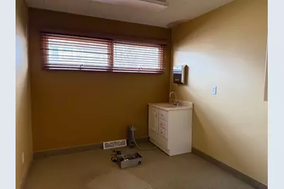 341 W Walnut Street, Oglesby, IL 61348 - Photo 10