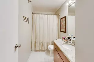 474 N Lake Shore Dr, Chicago, IL 60611 - Photo 16