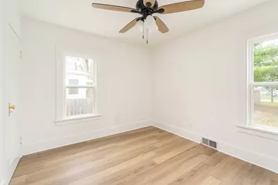 1530 Chartres Street, Lasalle, IL 61301 - Photo 8