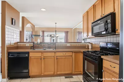 201 Macintosh Avenue, Woodstock, IL 60098 - Photo 8