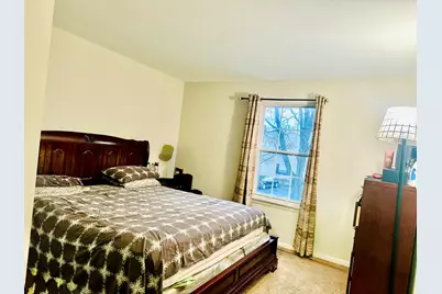 225 Port Royal Circle #225, Aurora, IL 60504 - Photo 8