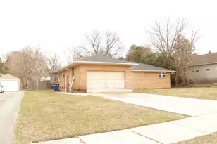 2041 North Ave, Waukegan, IL 60087 - Photo 1