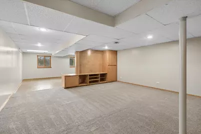 220 N Shannon Drive, Woodstock, IL 60098 - Photo 20