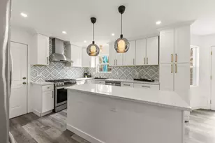138 Chestnut Ln, Bolingbrook, IL 60490 - Photo 4