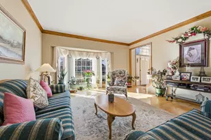 912 Stonebridge Way, Woodridge, IL 60517 - Photo 4
