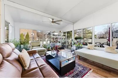 912 Stonebridge Way, Woodridge, IL 60517 - Photo 10