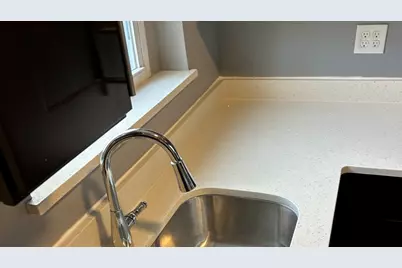 [Address not provided], Chicago, IL 60636 - Photo 10