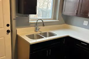 [Address not provided], Chicago, IL 60636 - Photo 4