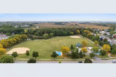 1300 Kettering Road, Mundelein, IL 60060 - Photo 18