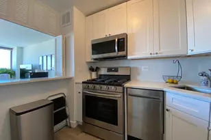 2800 N Lake Shore Dr, Chicago, IL 60657 - Photo 6